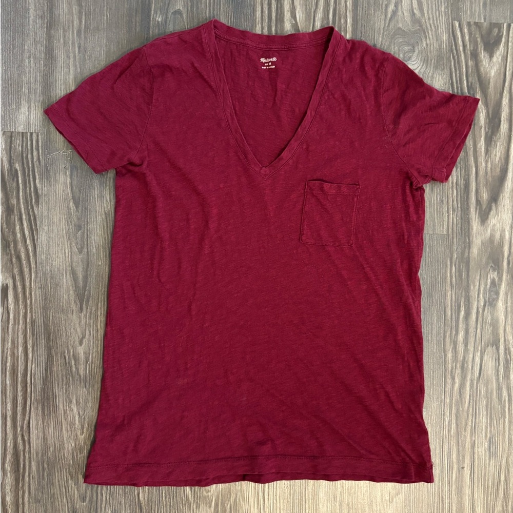 Madewell Sz. M Burgundy Whisper Cotton V-Neck Pocket Tee - Style 04346